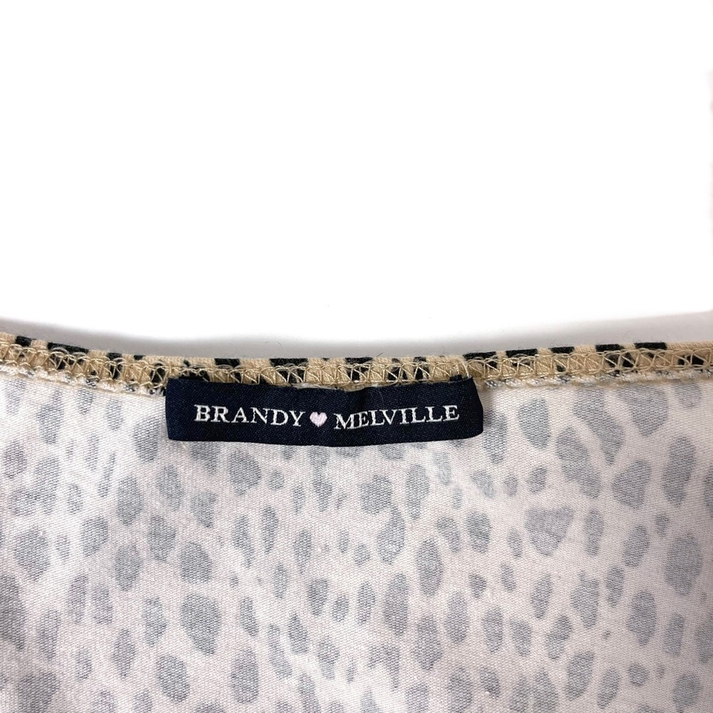 Brandy Melville | Rae Top - Picture 11 of 13